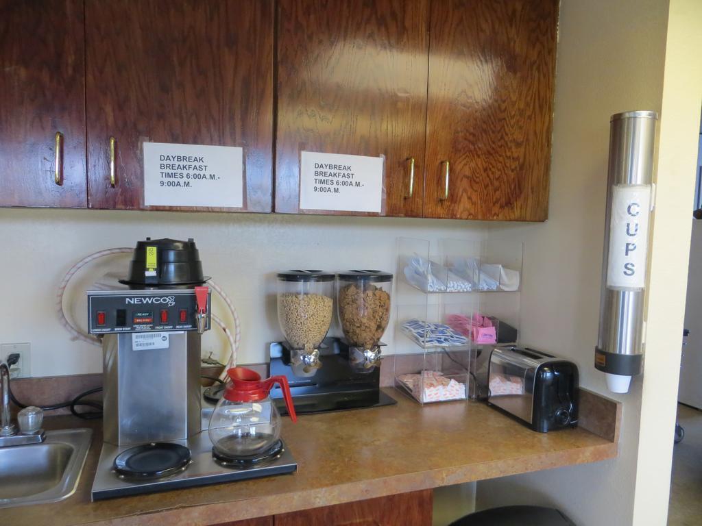 Americas Best Value Inn 오작스 외부 사진